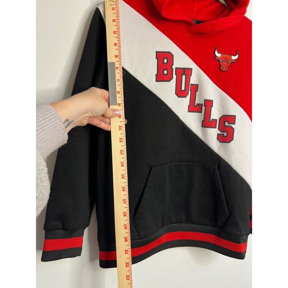 NBA Chicago Bulls Hoodie Kids Youth Large 14-16 Red/Gray/Black Colorblock L/S - Picture 10 of 12